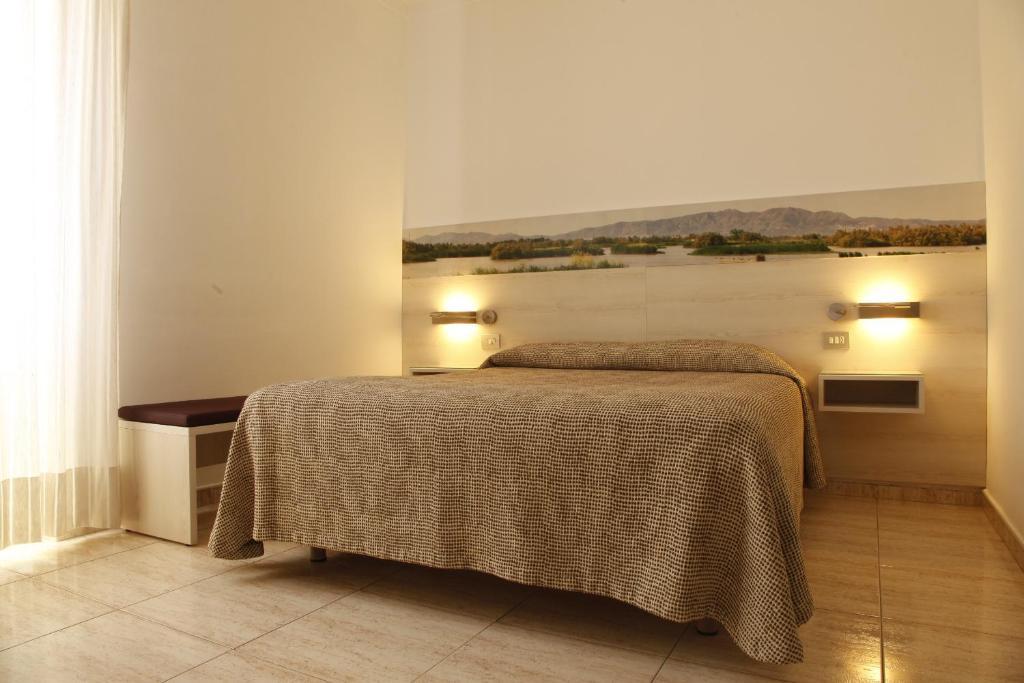Hotel Canet Castello  D'Empuries Room photo