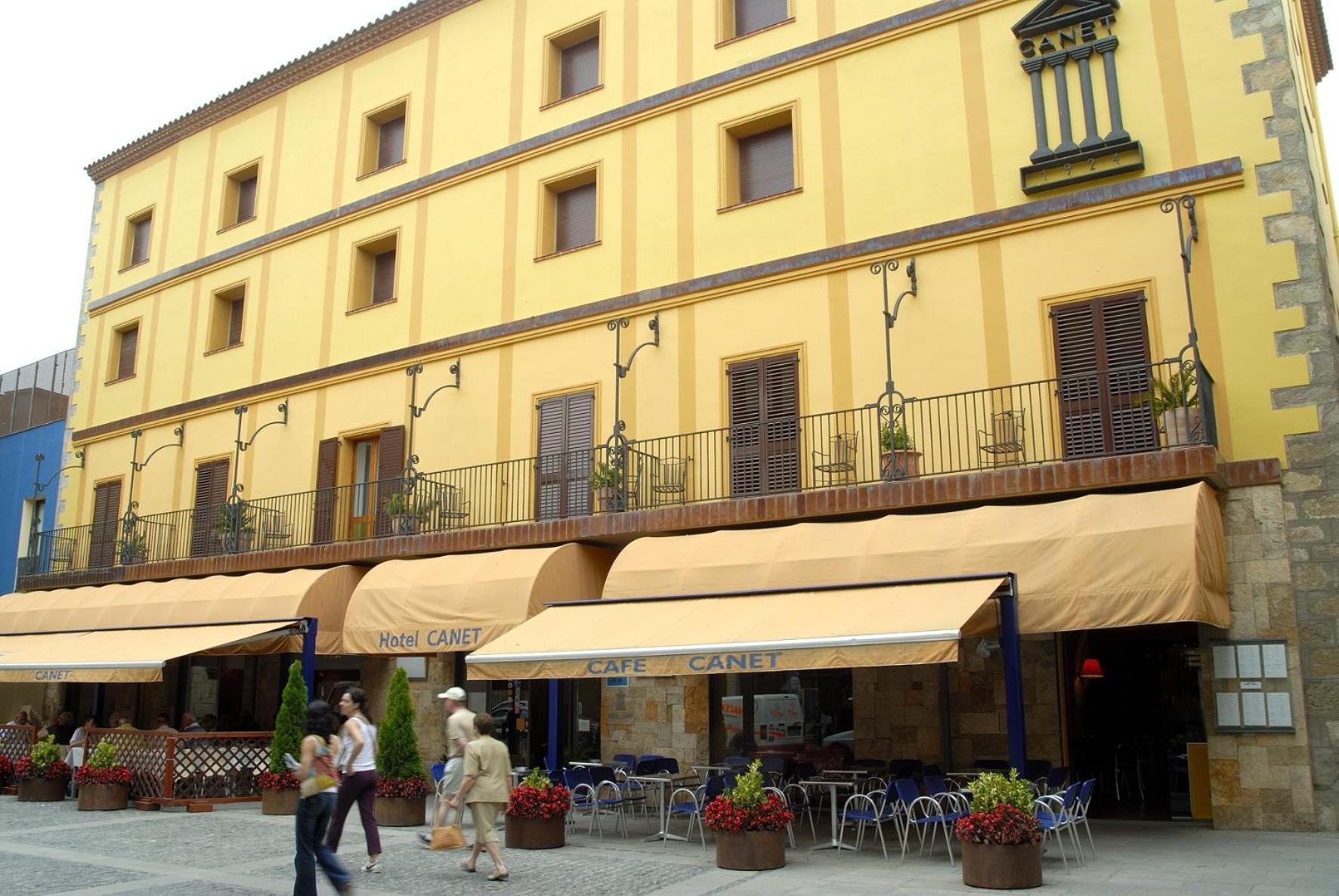 Hotel Canet Castello  D'Empuries Exterior photo