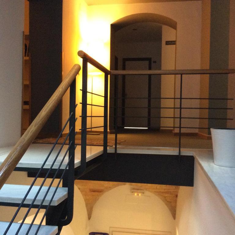 Hotel Canet Castello  D'Empuries Exterior photo